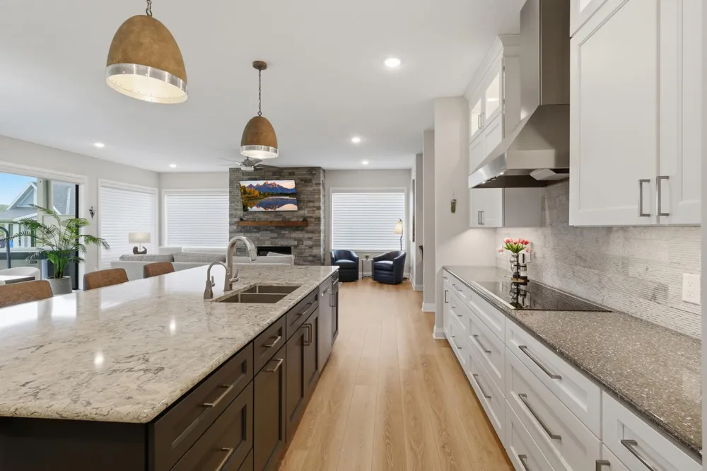 4829 Linden Cove Lane Savage, MN 55378