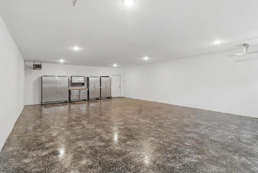 4829 Linden Cove Lane Savage, MN 55378