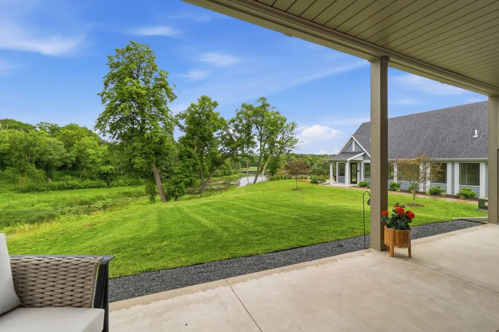 4829 Linden Cove Lane Savage, MN 55378