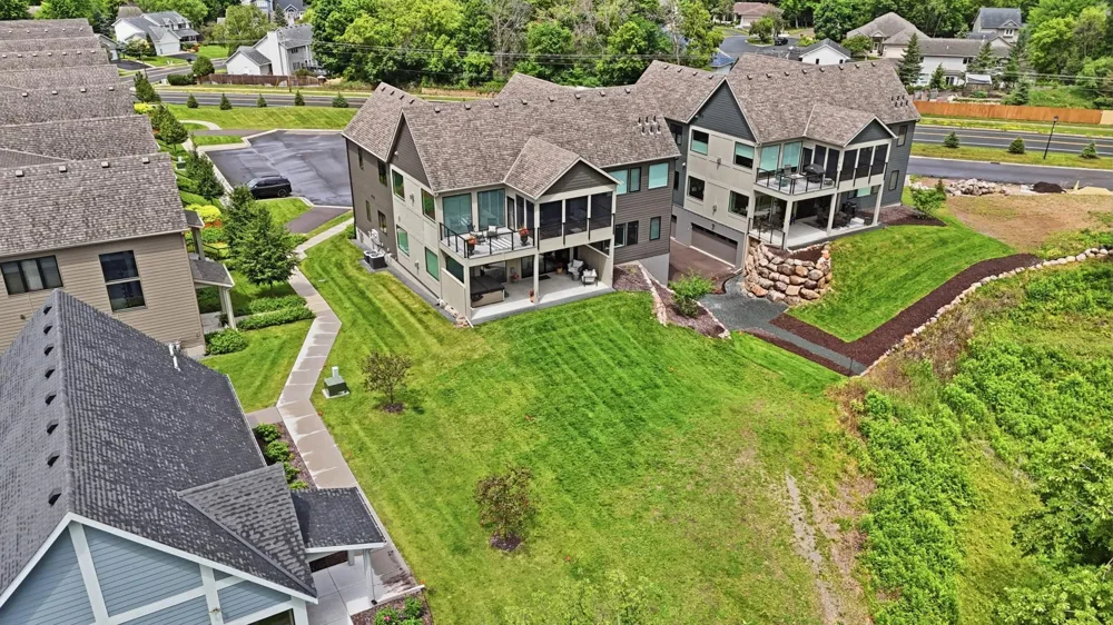 4829 Linden Cove Lane Savage, MN 55378