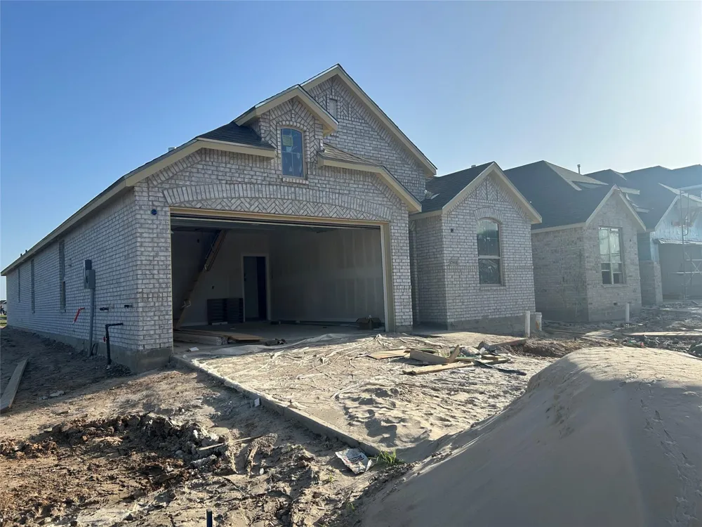 2730 Pathway Crest Lane Webster, TX 77598