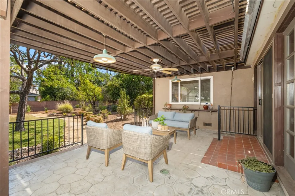 166 W Las Flores Avenue Arcadia, CA 91007
