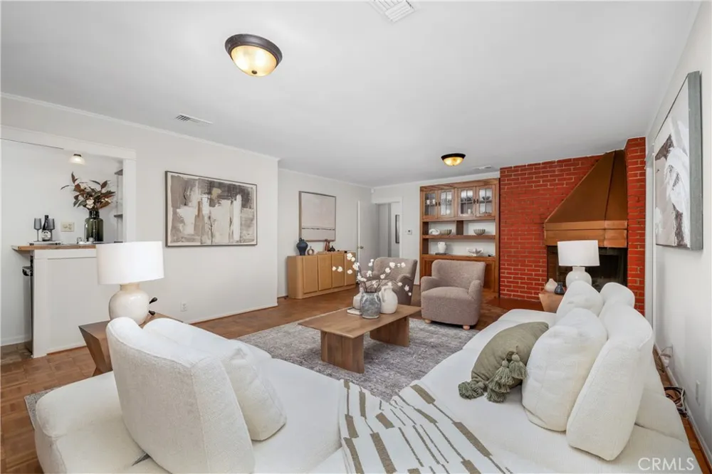 166 W Las Flores Avenue Arcadia, CA 91007