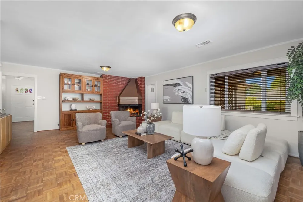 166 W Las Flores Avenue Arcadia, CA 91007