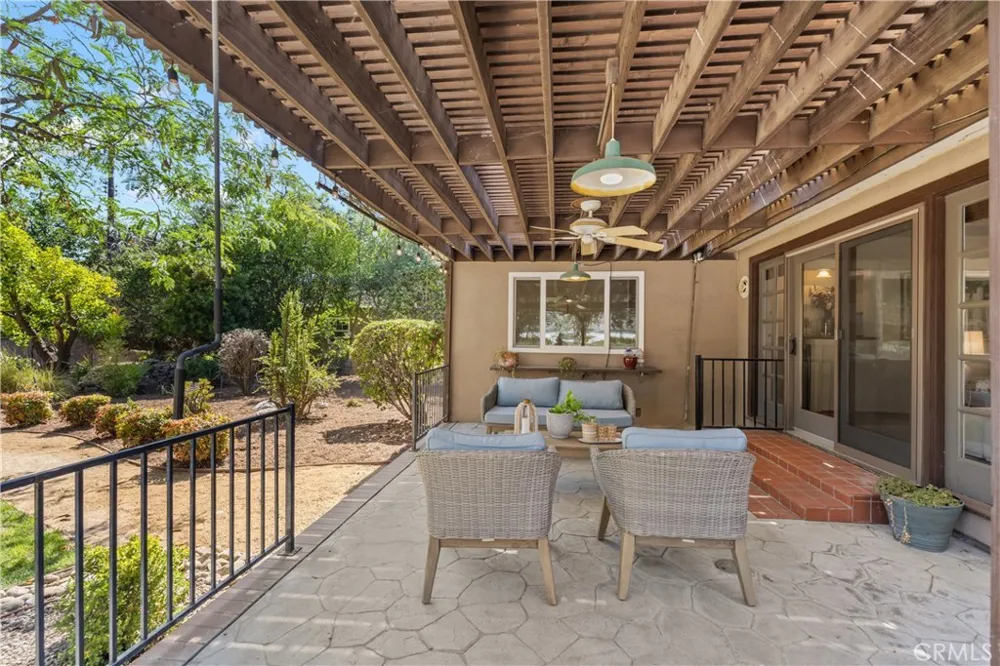 166 W Las Flores Avenue Arcadia, CA 91007