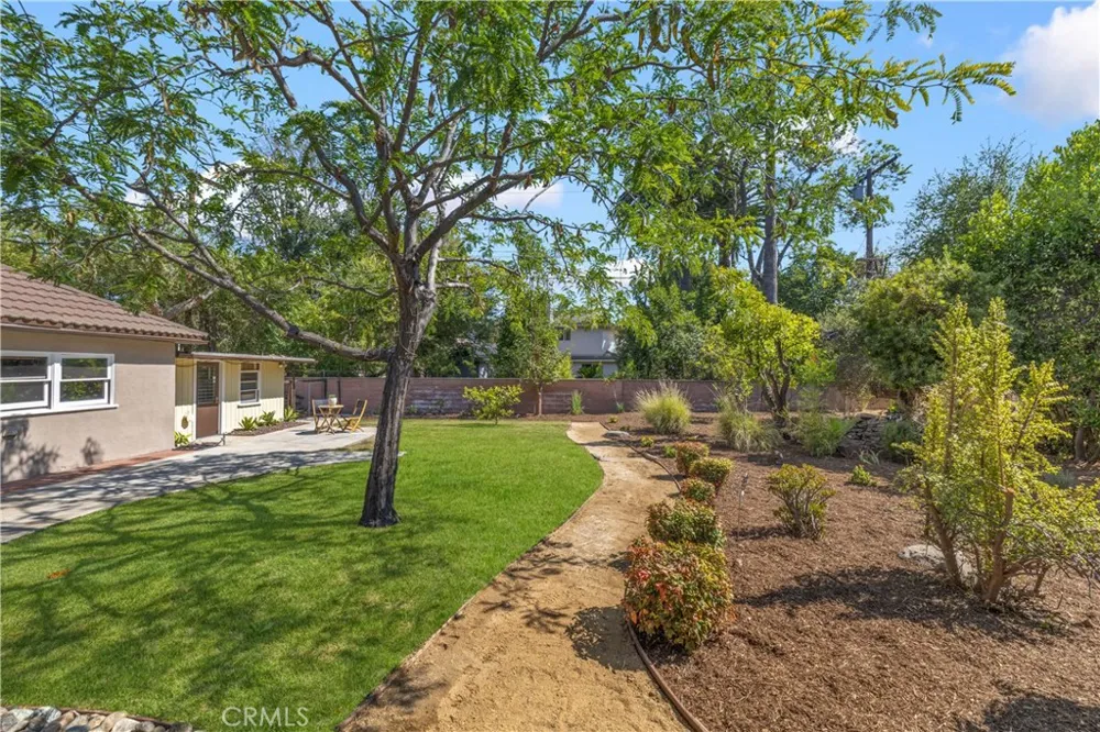 166 W Las Flores Avenue Arcadia, CA 91007