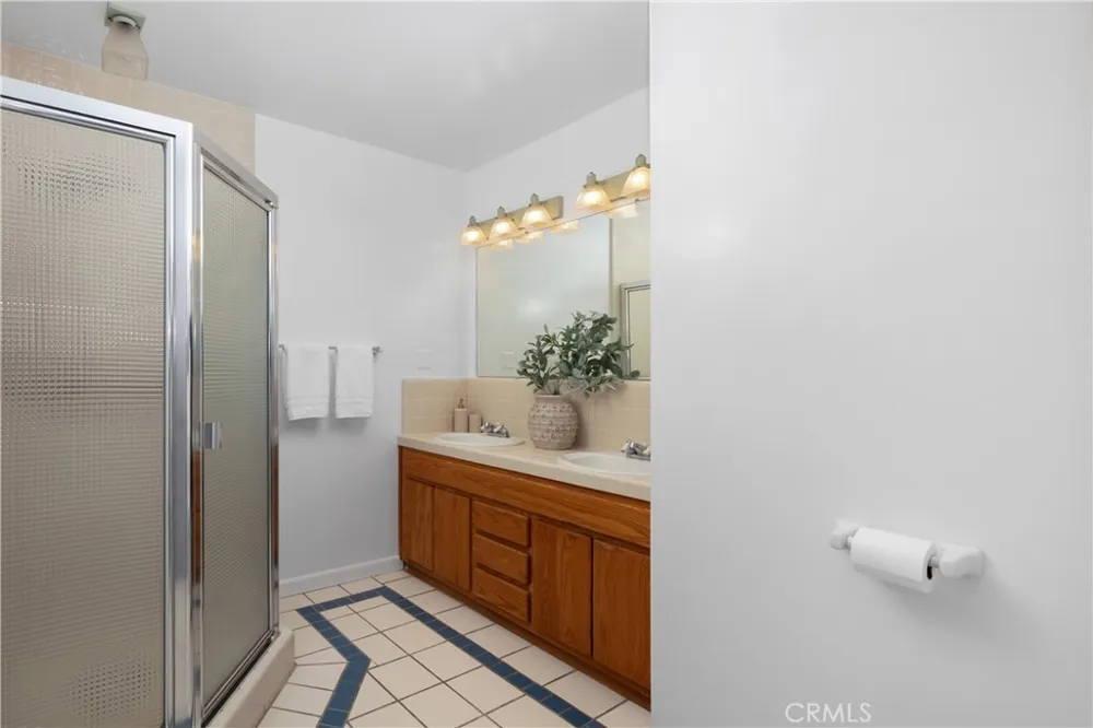 166 W Las Flores Avenue Arcadia, CA 91007