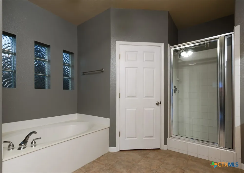 2610 Fairwood Drive New Braunfels, TX 78132