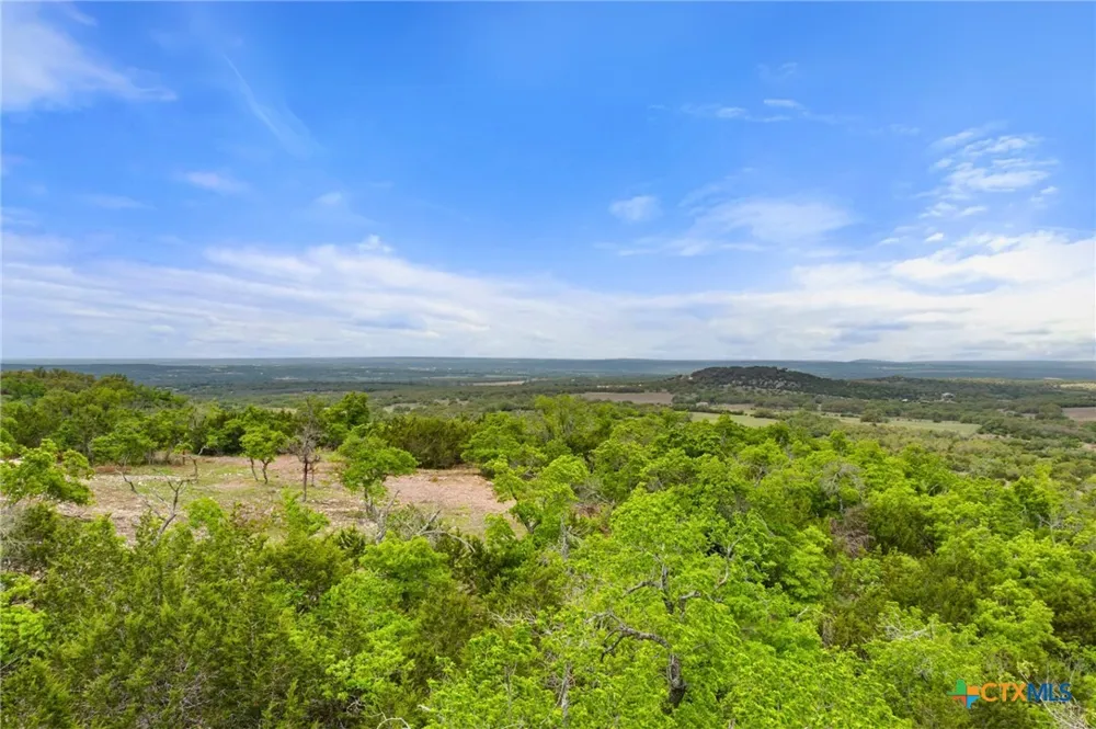 408 Osage Way Johnson City, TX 78636