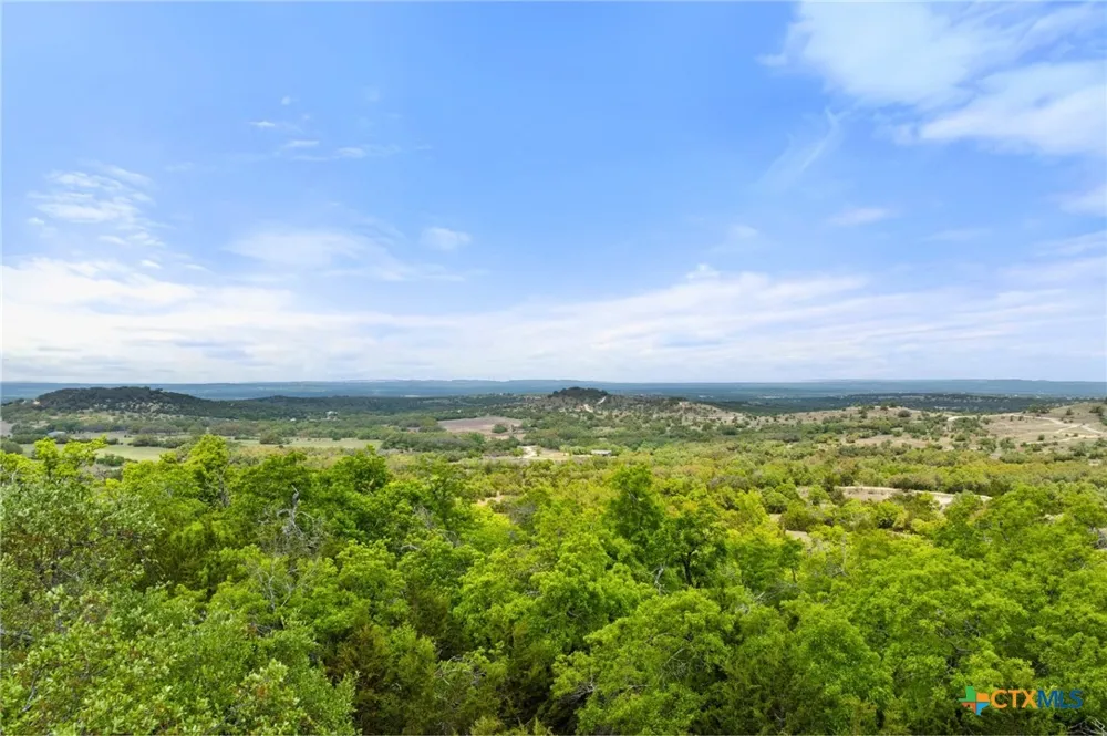 408 Osage Way Johnson City, TX 78636