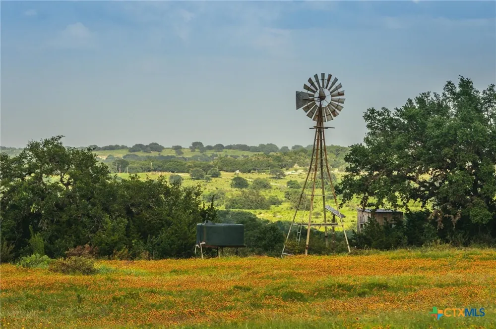 408 Osage Way Johnson City, TX 78636
