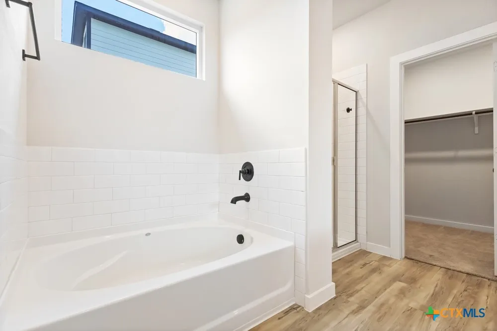 235 Brook Shadow Cibolo, TX 78108