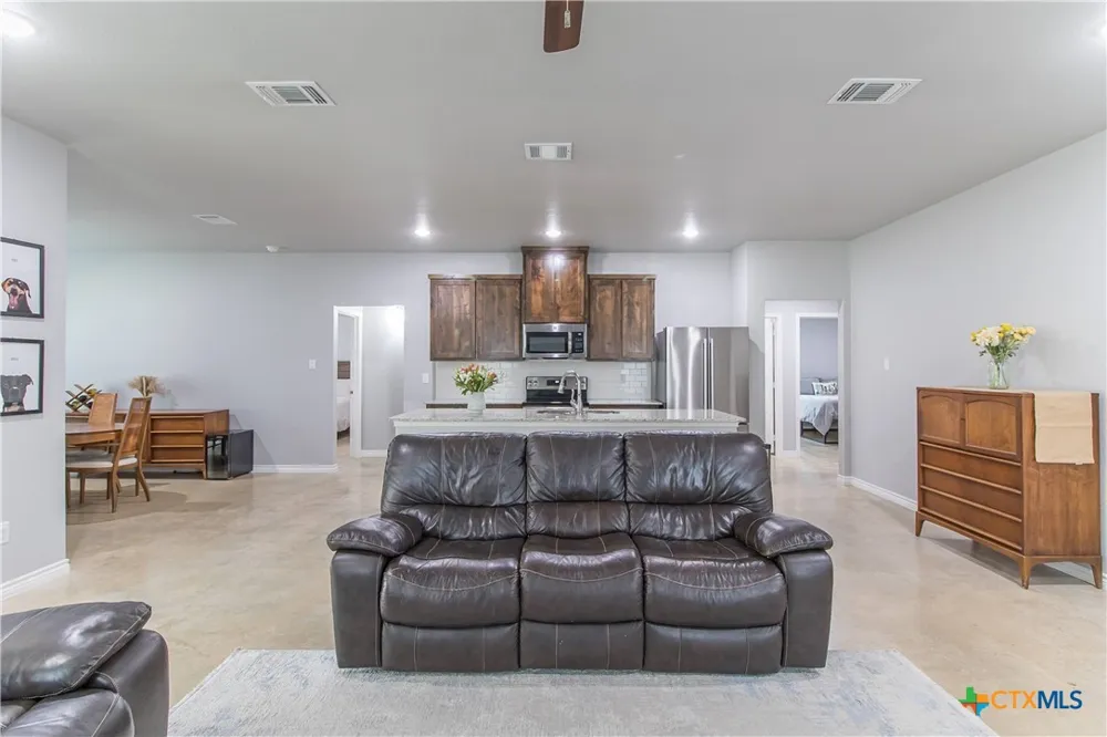 1715 Dryden Avenue Copperas Cove, TX 76522