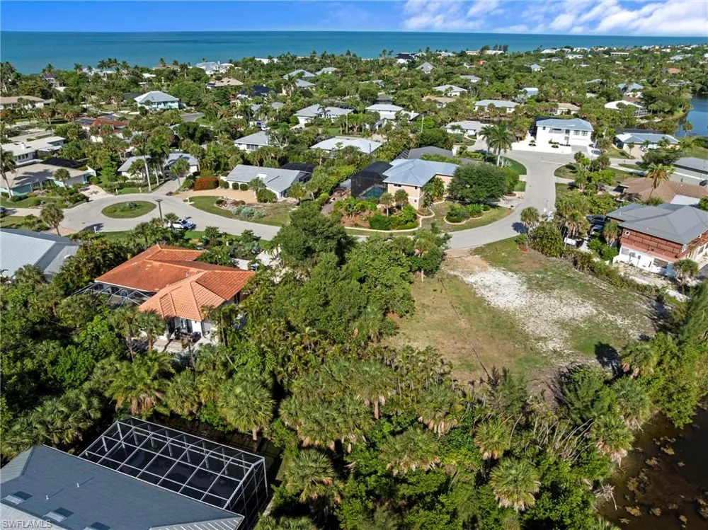 564 Chert Court Sanibel, FL 33957