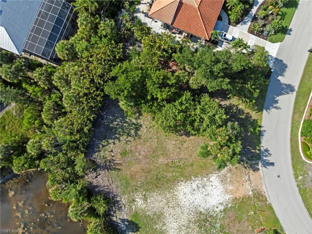 564 Chert Court Sanibel, FL 33957