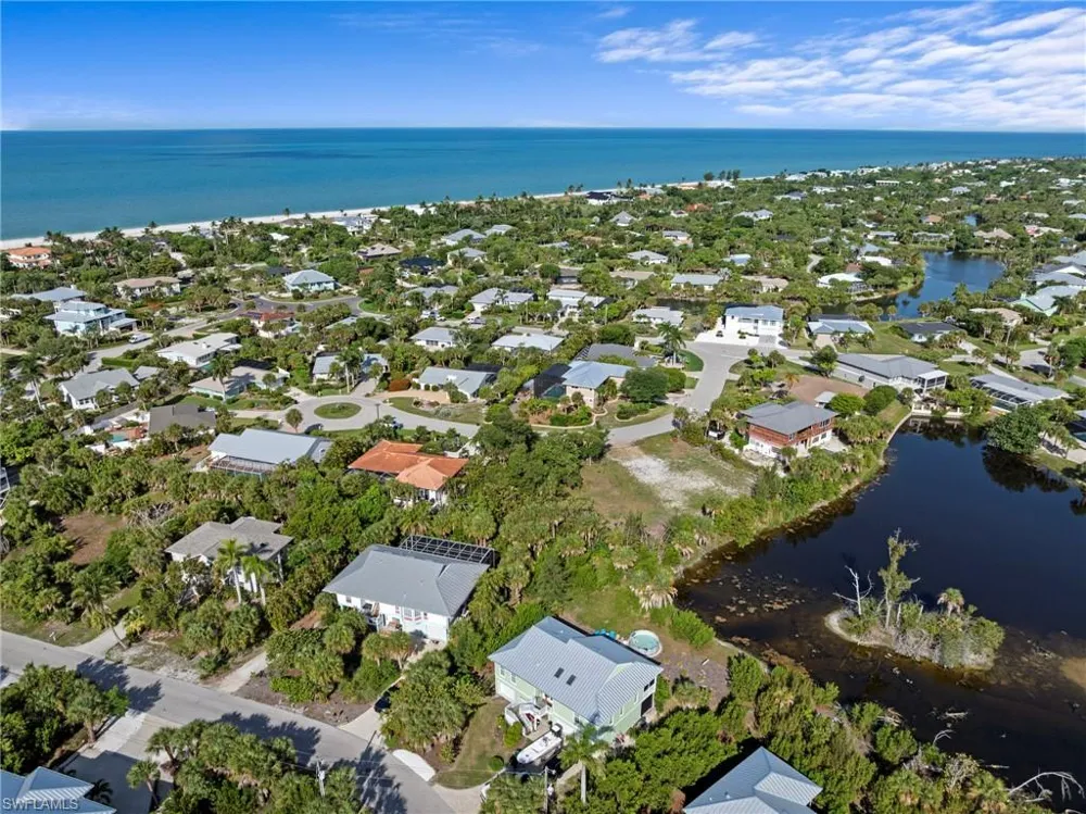564 Chert Court Sanibel, FL 33957