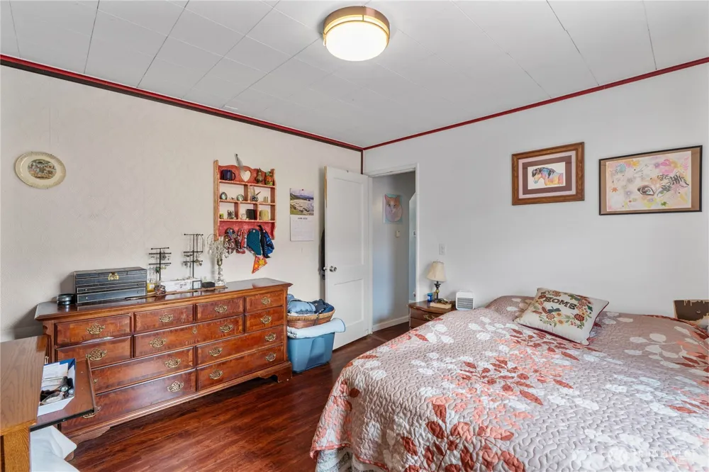 2523 Simpson Avenue Aberdeen, WA 98520