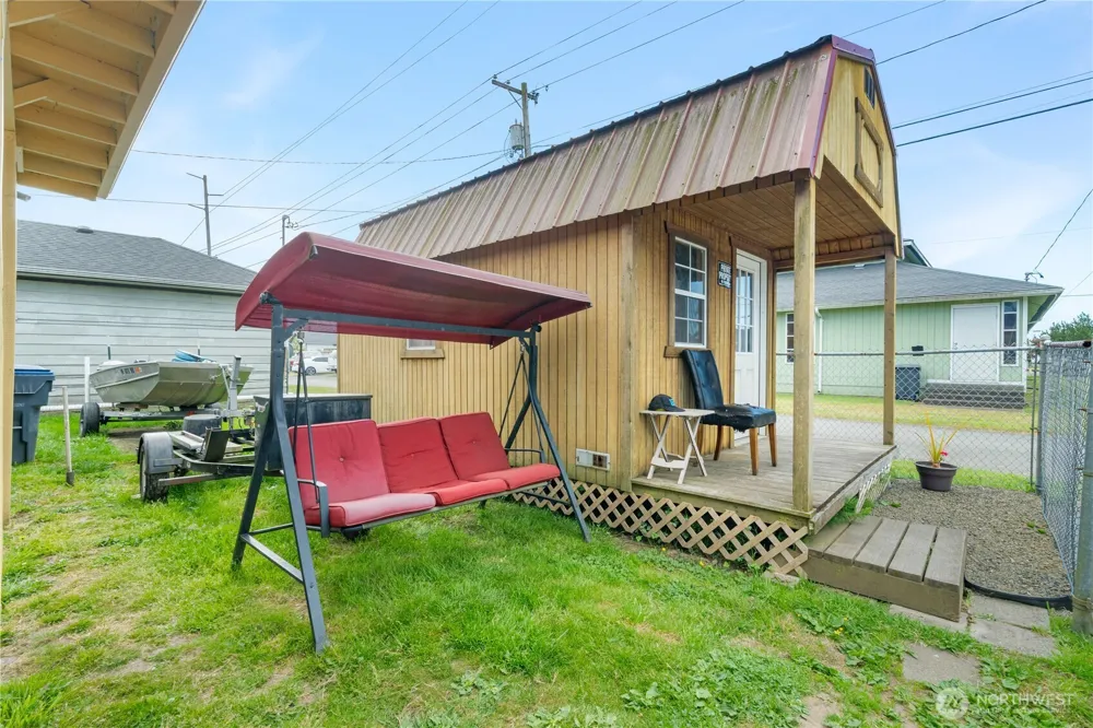 2523 Simpson Avenue Aberdeen, WA 98520