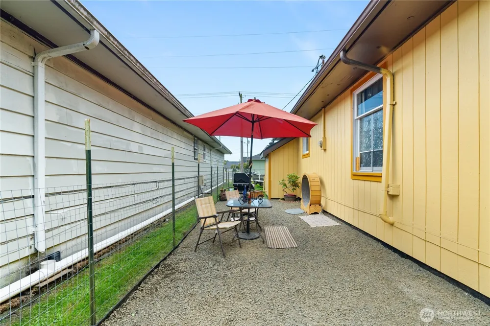 2523 Simpson Avenue Aberdeen, WA 98520