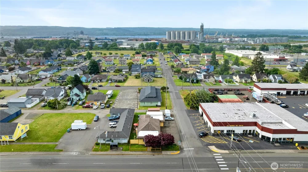 2523 Simpson Avenue Aberdeen, WA 98520