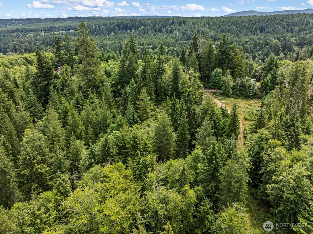 1 Andy Rogers Place NW Seabeck, WA 98380