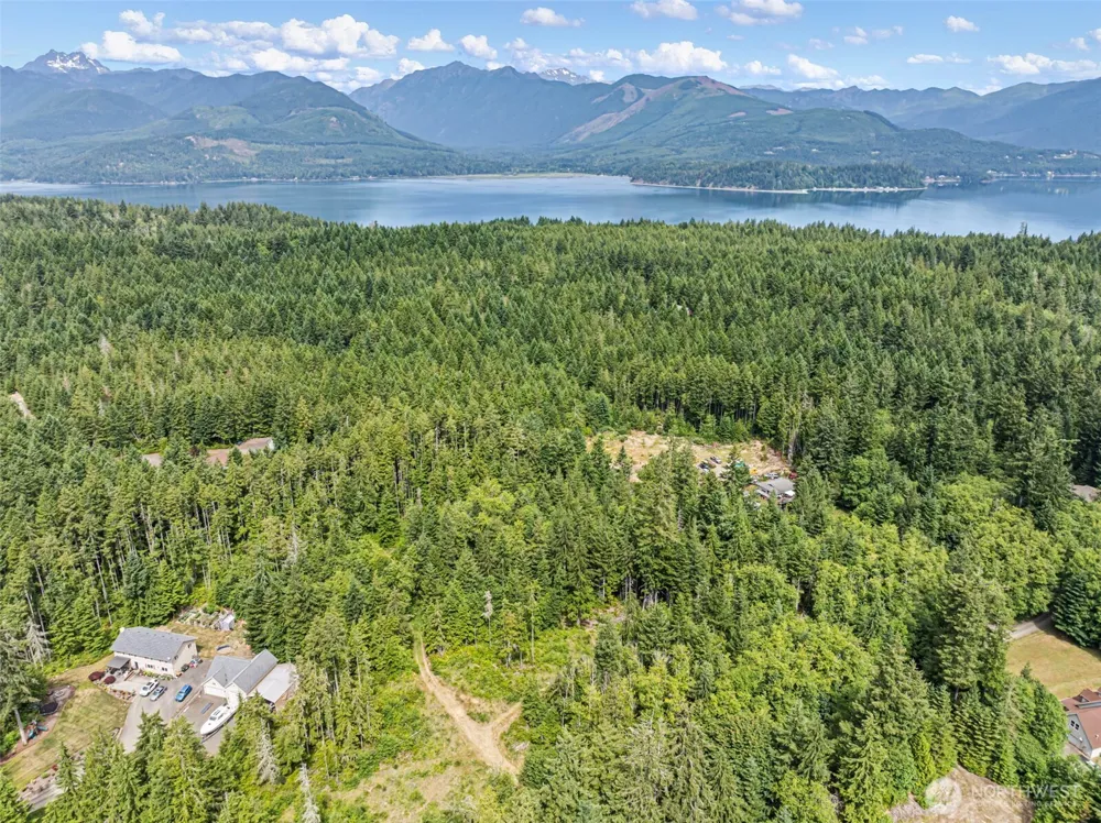 1 Andy Rogers Place NW Seabeck, WA 98380