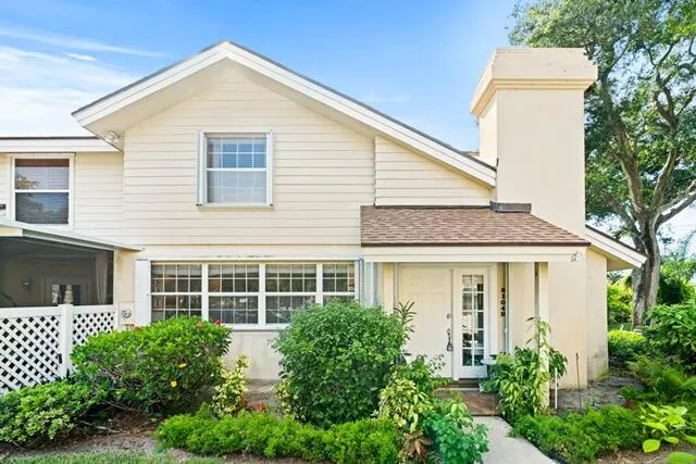 8104 Oakton Court #4b Lake Clarke Shores, FL 33406