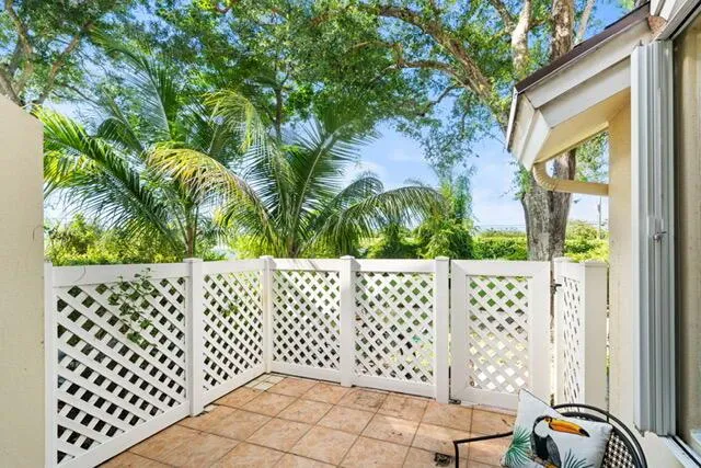 8104 Oakton Court #4b Lake Clarke Shores, FL 33406