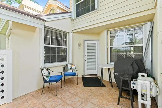 8104 Oakton Court #4b Lake Clarke Shores, FL 33406