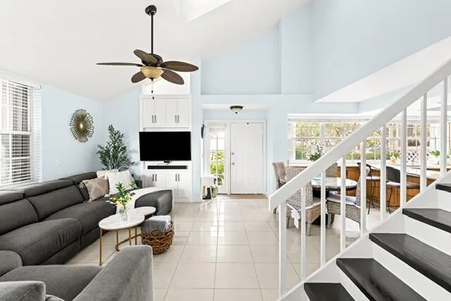 8104 Oakton Court #4b Lake Clarke Shores, FL 33406