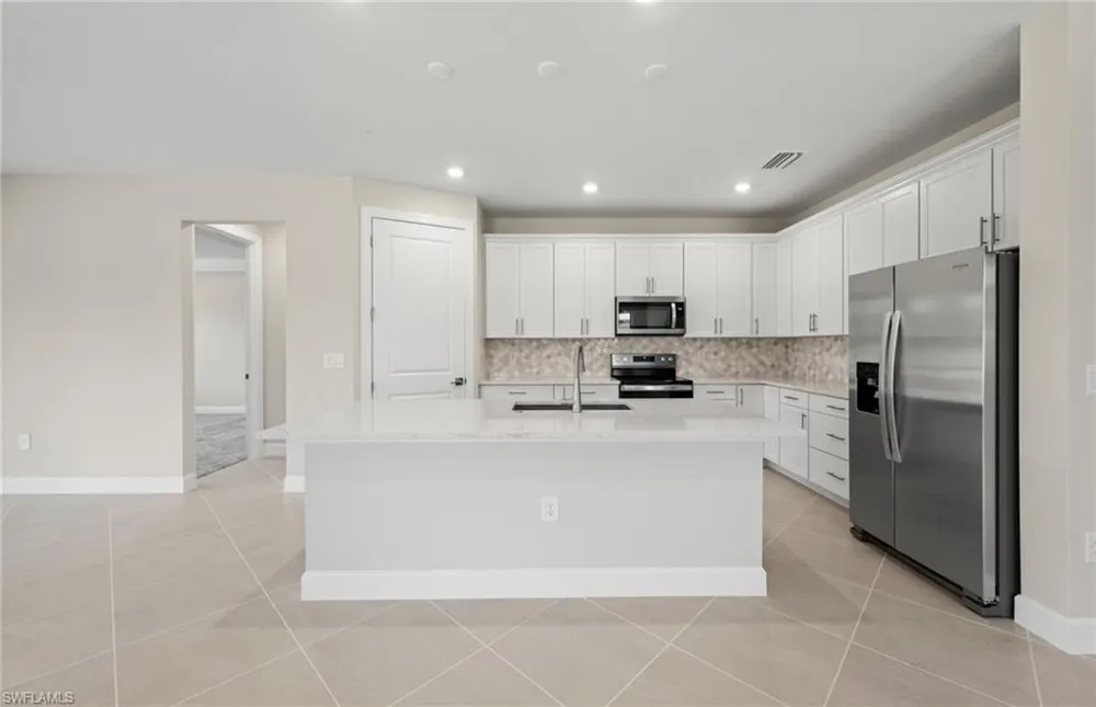 16621 Ash Grove Lane Alva, FL 33920