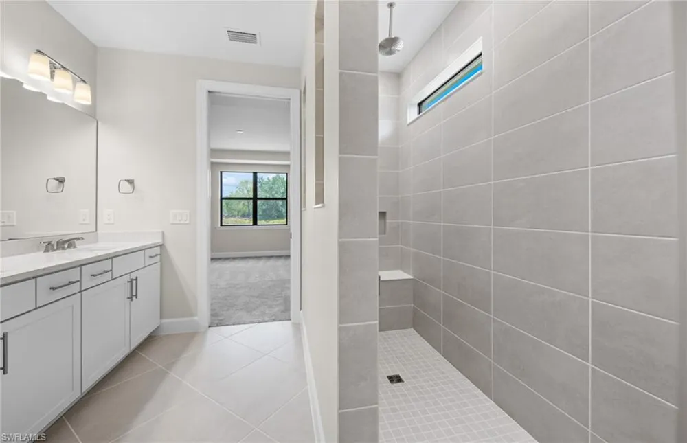 16621 Ash Grove Lane Alva, FL 33920