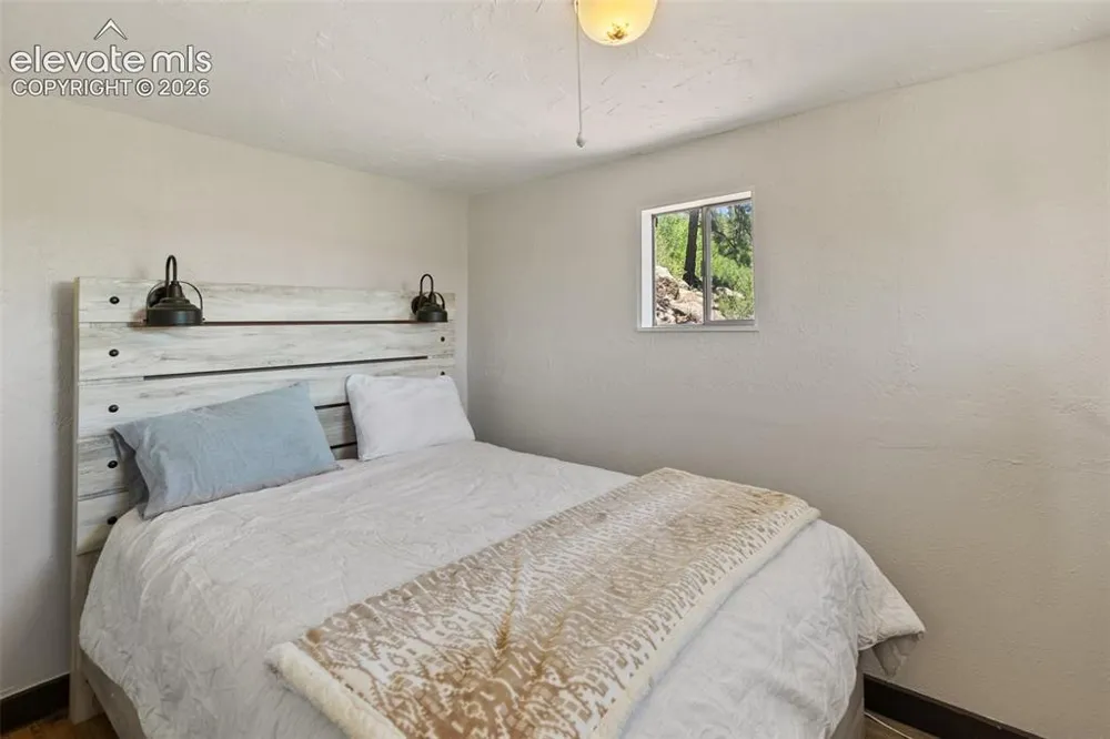 185 Canyon Drive Florissant, CO 80816