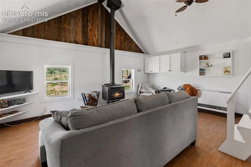 185 Canyon Drive Florissant, CO 80816