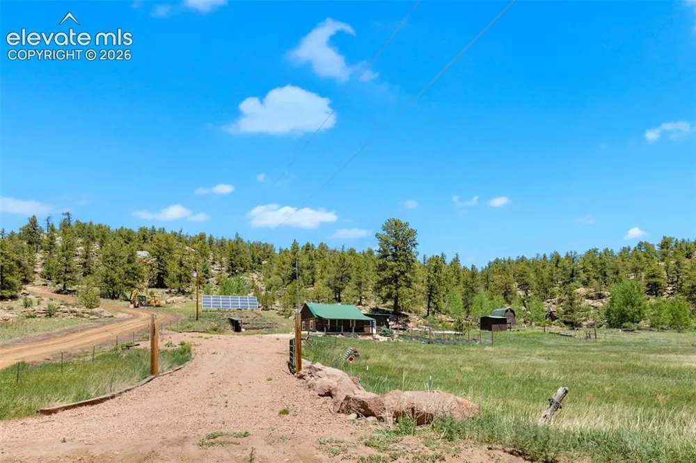 185 Canyon Drive Florissant, CO 80816