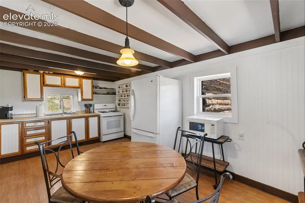 185 Canyon Drive Florissant, CO 80816