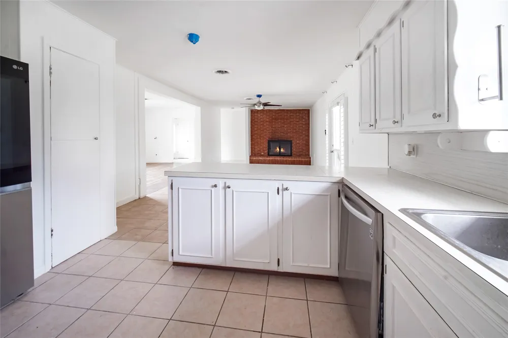 281 Oak Ridge Street Jacksboro, TX 76458