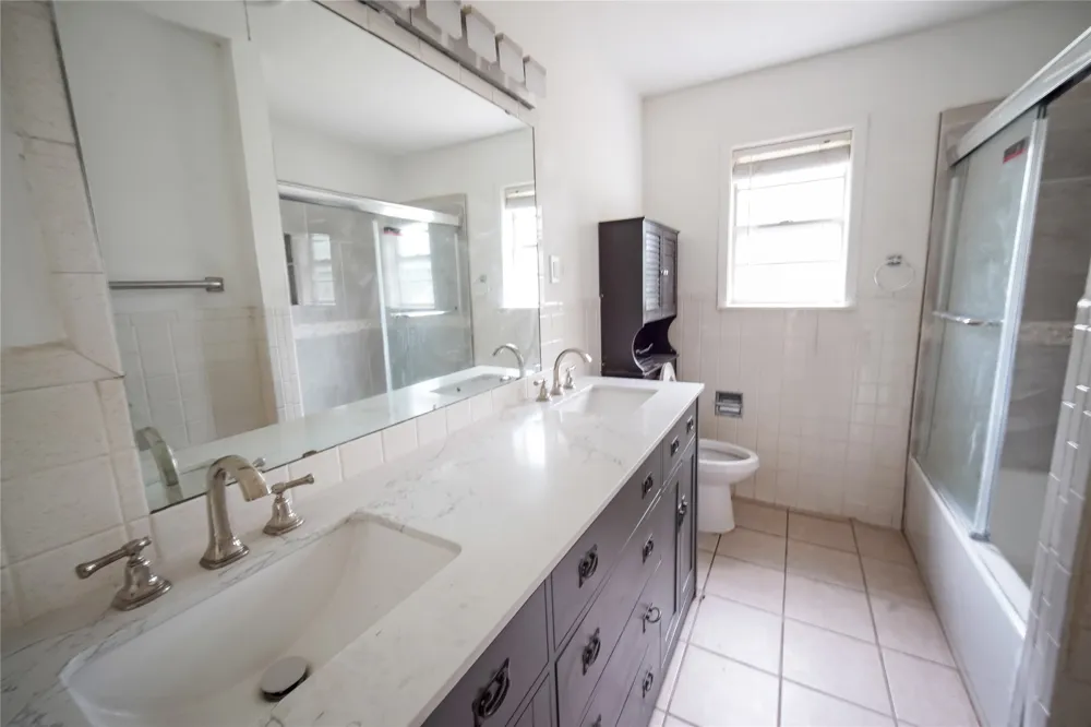 281 Oak Ridge Street Jacksboro, TX 76458