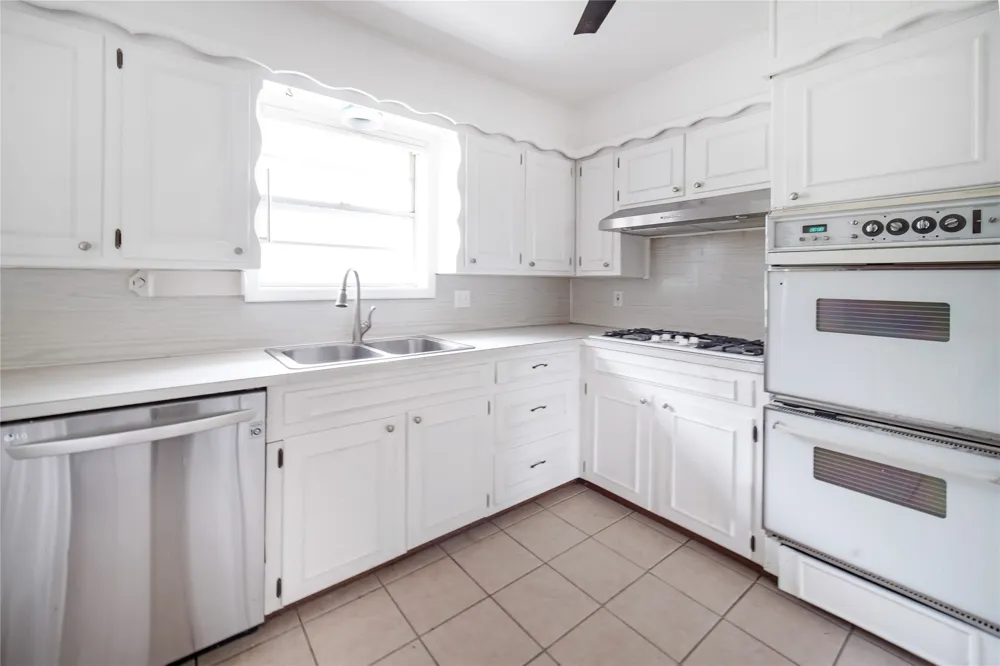 281 Oak Ridge Street Jacksboro, TX 76458