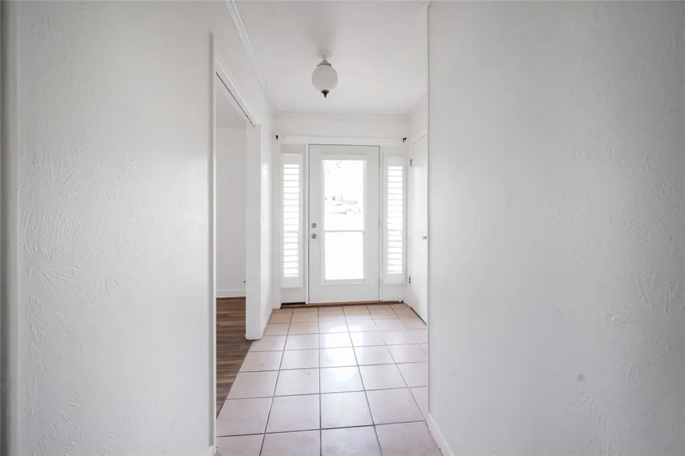 281 Oak Ridge Street Jacksboro, TX 76458