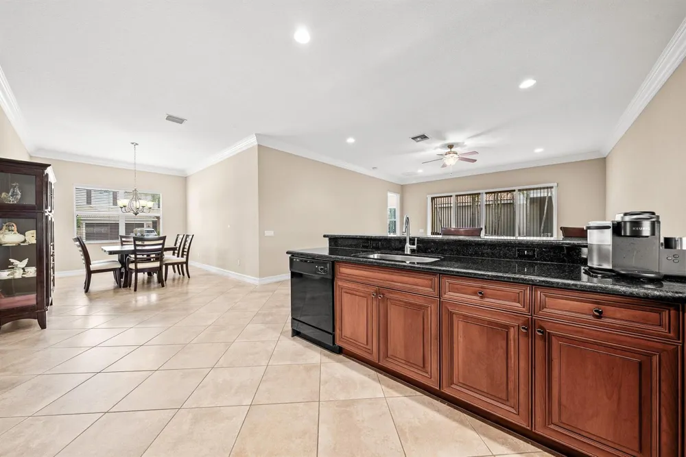 11546 Ponywalk Trail Boynton Beach, FL 33473