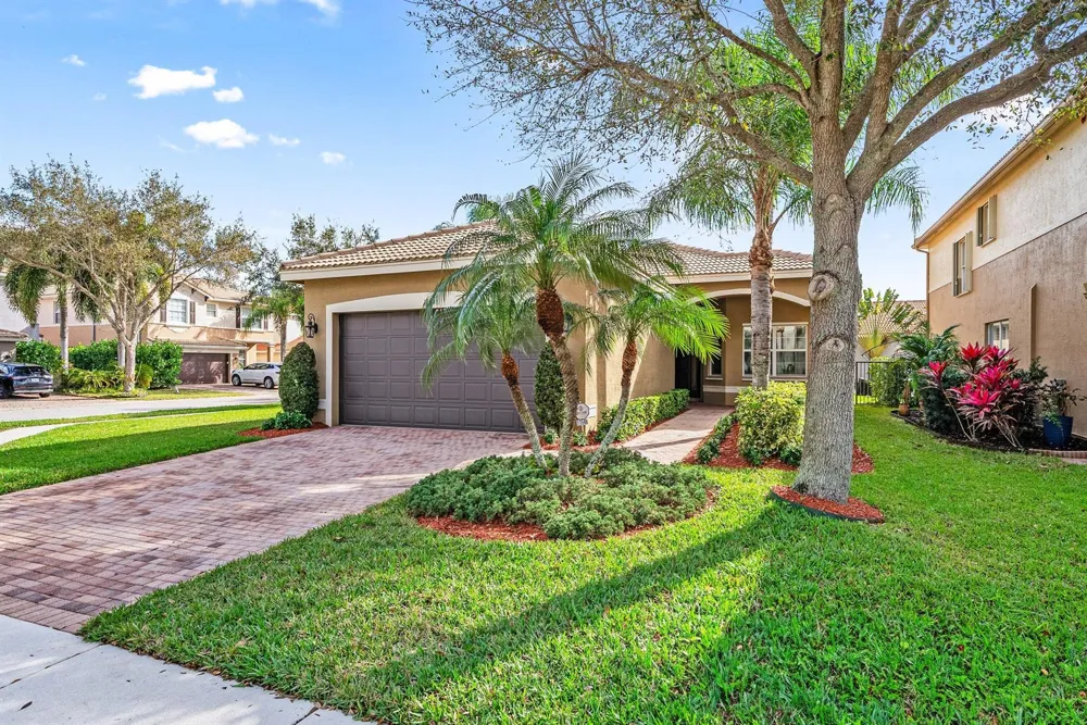 11546 Ponywalk Trail Boynton Beach, FL 33473