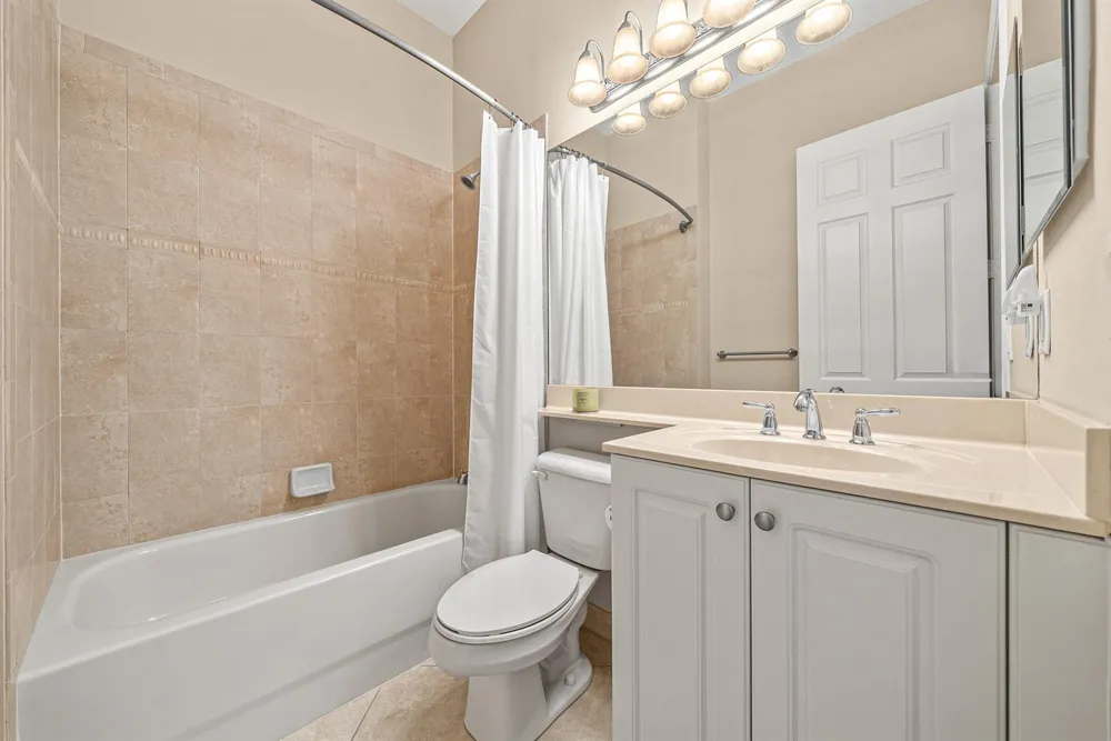 11546 Ponywalk Trail Boynton Beach, FL 33473