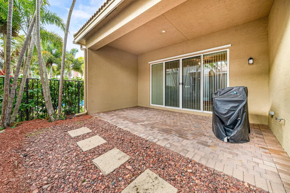 11546 Ponywalk Trail Boynton Beach, FL 33473