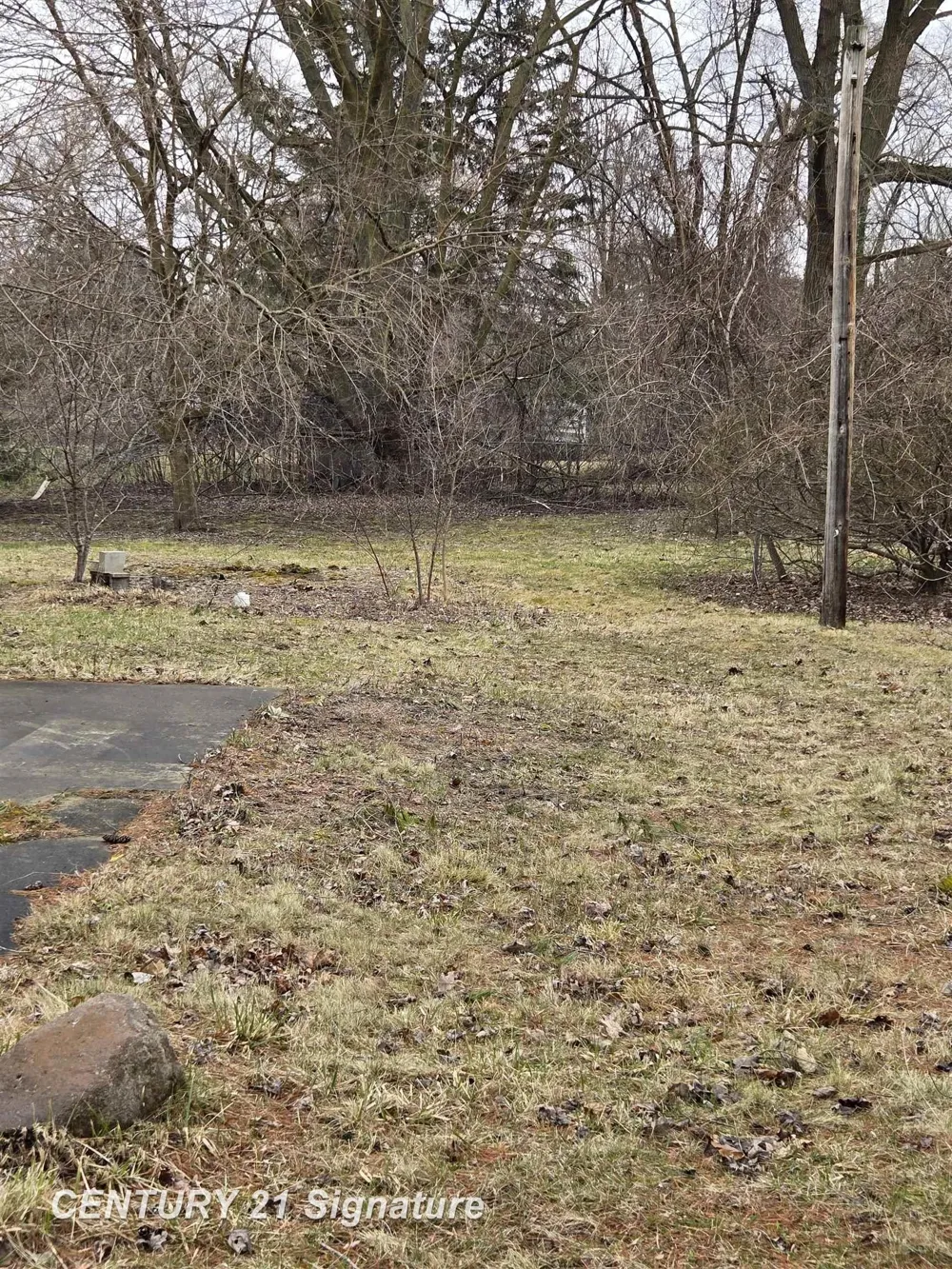 655 Lutzke Road Thomas Township, MI 48609