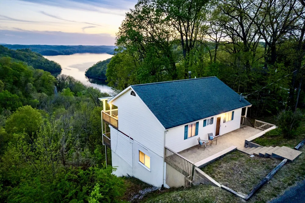258 Captains Point Rd Silver Point, TN 38582