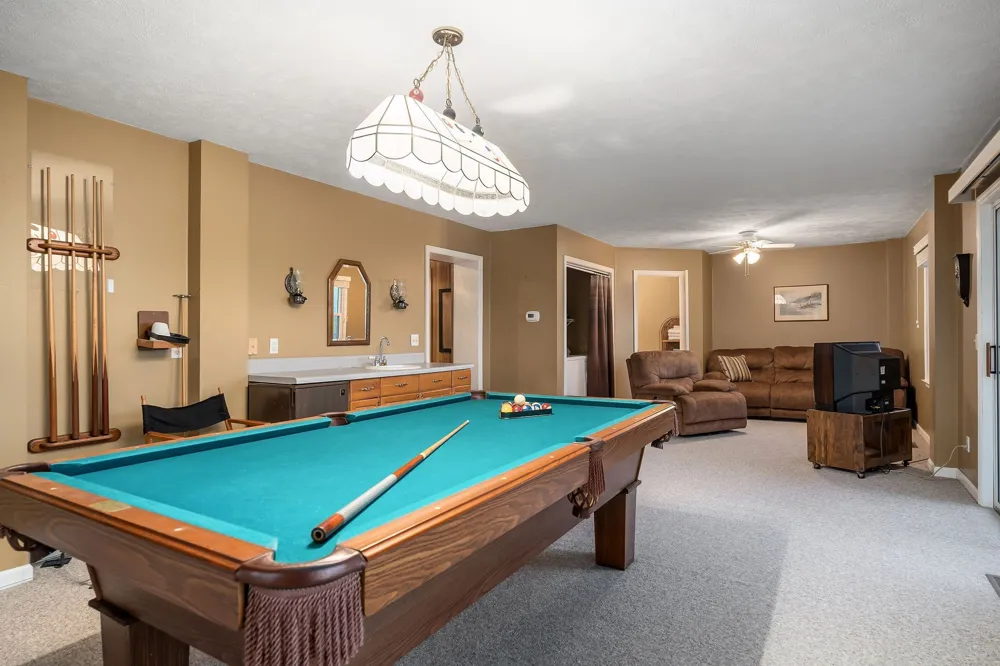 258 Captains Point Rd Silver Point, TN 38582