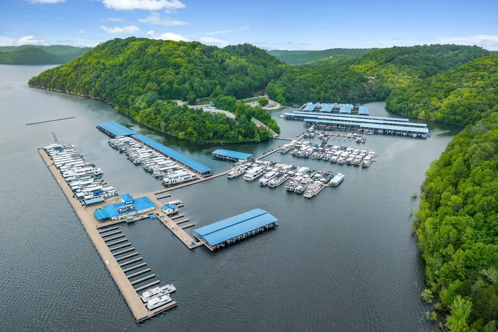 258 Captains Point Rd Silver Point, TN 38582
