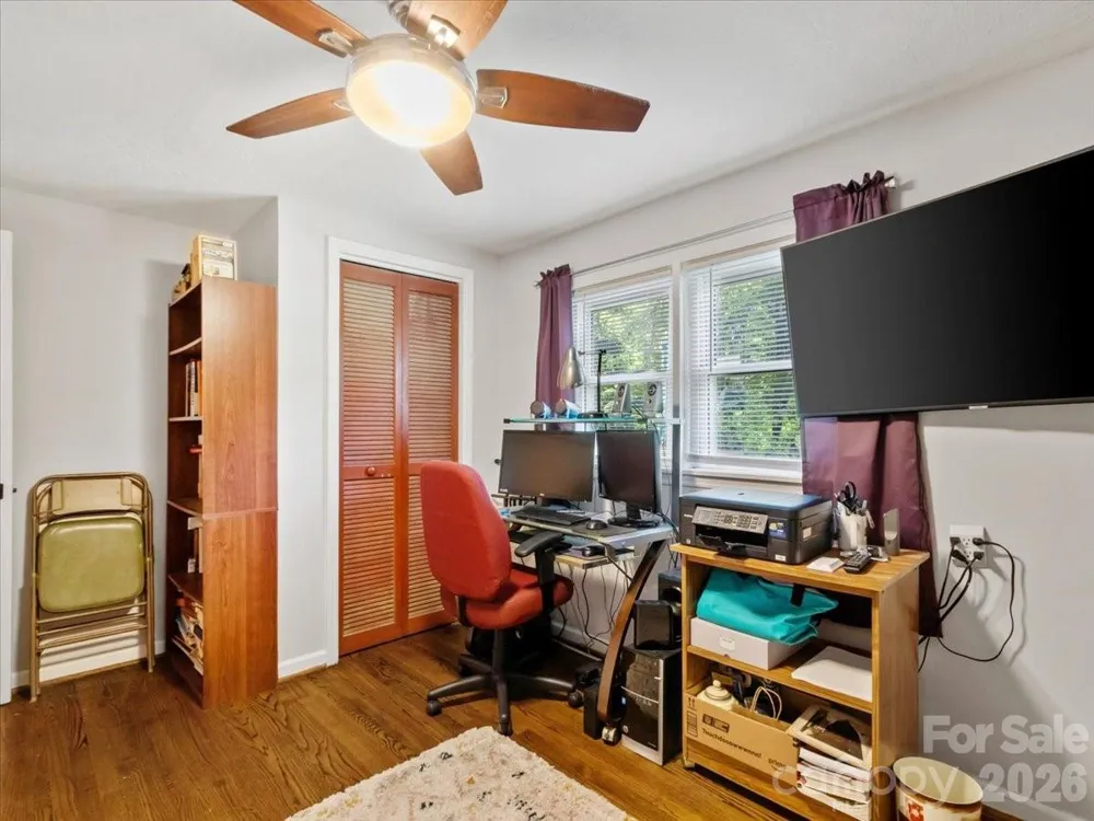 2 Ray Road Weaverville, NC 28787