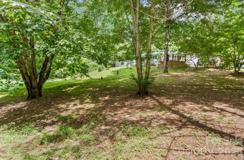 2 Ray Road Weaverville, NC 28787
